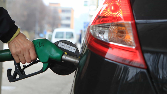 Fuel prices plunge today. Check the lowest prices in each district