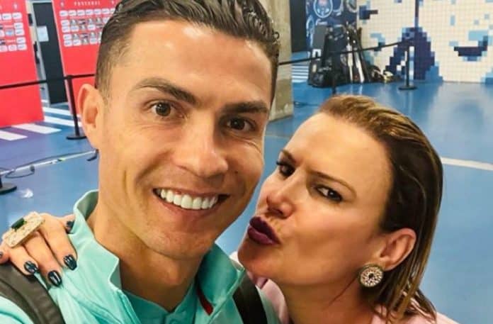 Eva Maria Dos Santos Elma Aveiro Elma Aveiro celebrates her brother's birthday: "It's the King's
