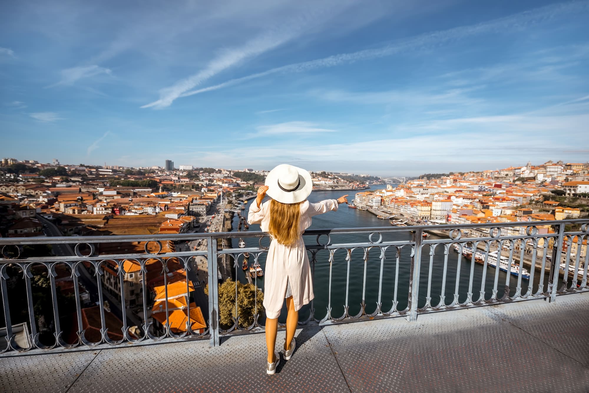 Woman traveling in Porto city