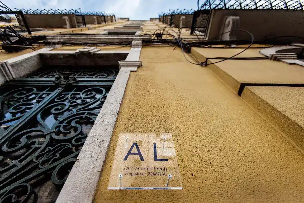 Government extends deadline for local accommodation to prove activity