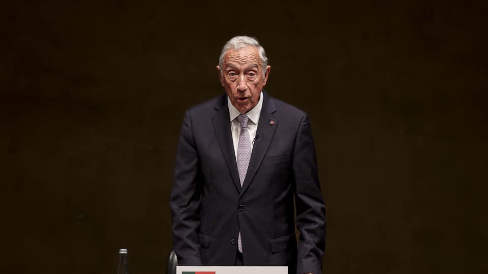 Douro. Marcelo attends funerals of victims of 'heli' crash