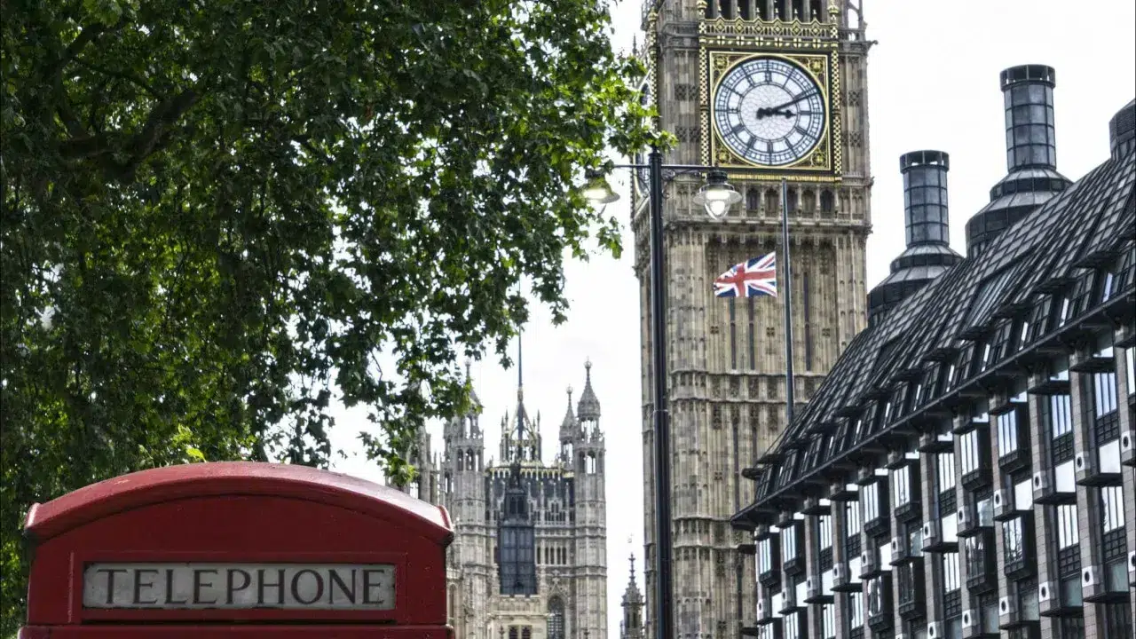 Millionaire population decreases in London and Portugal is one of the alternatives