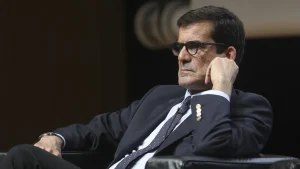 Moreira says he will inhibit "abusive use" of public space in Porto.