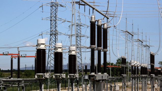 Uma semana depois, importação de eletricidade de Espanha continua parada