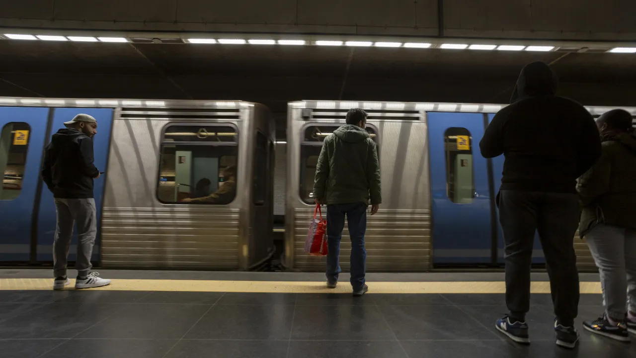 Title celebration affects traffic in Lisbon and closes shops and metro stations