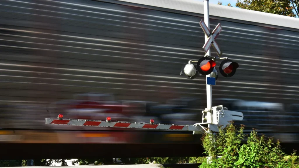 Accident in Fundão: Truck may have had to stop at the level crossing