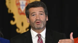 Arrives "willing to work" on changes to the nationality law