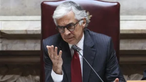 Block to Chega Aguiar-Branco says that Ventura is "mistaken"