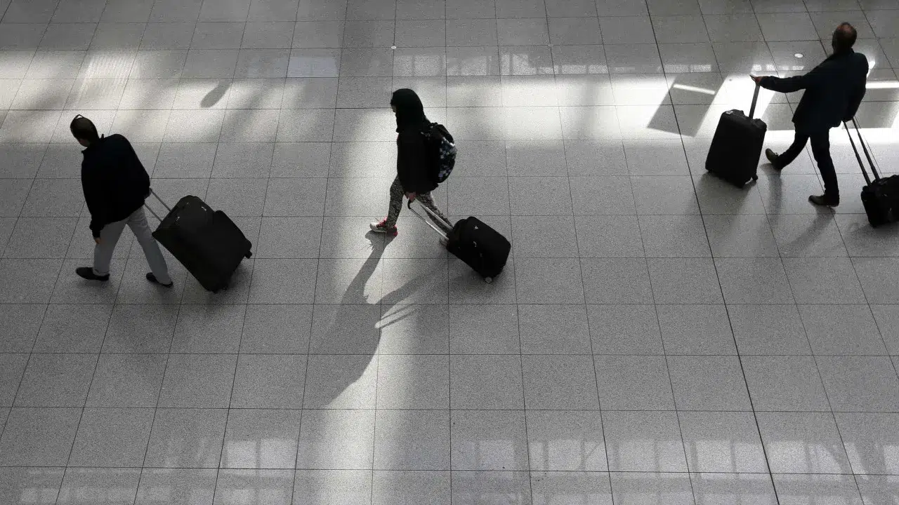 EU rules for air passengers? "Prioritize the airlines"