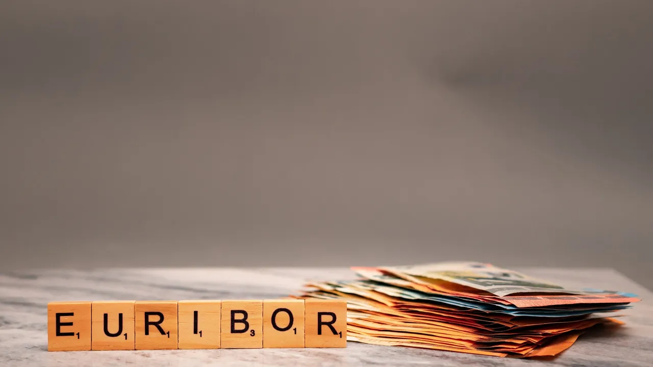 Euribor rises at three and six months and falls in the longer term