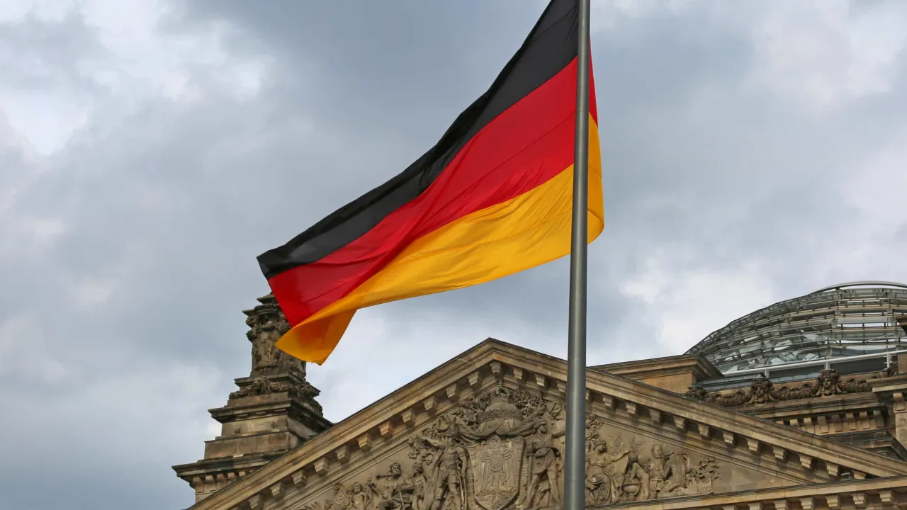 Germany. Investor confidence increases strongly in June