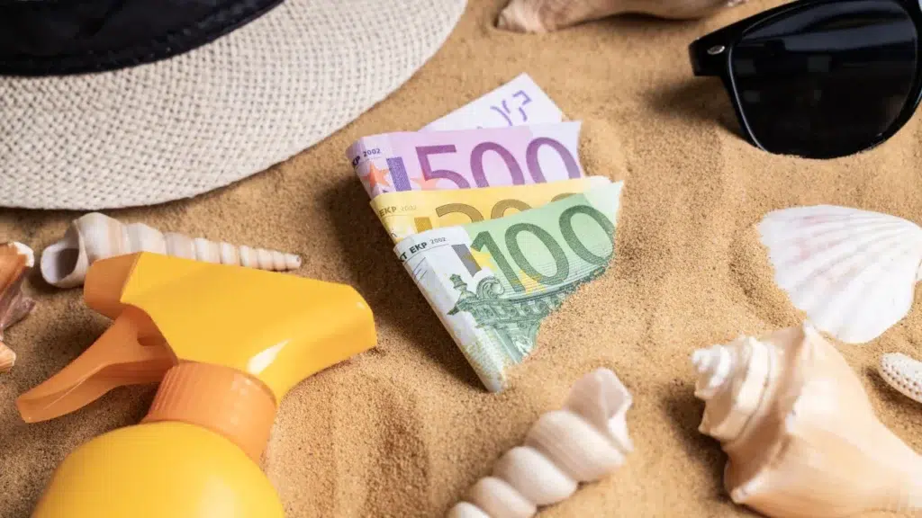 Holidays: Fewer Portuguese plan to travel this year (and how much is spent)