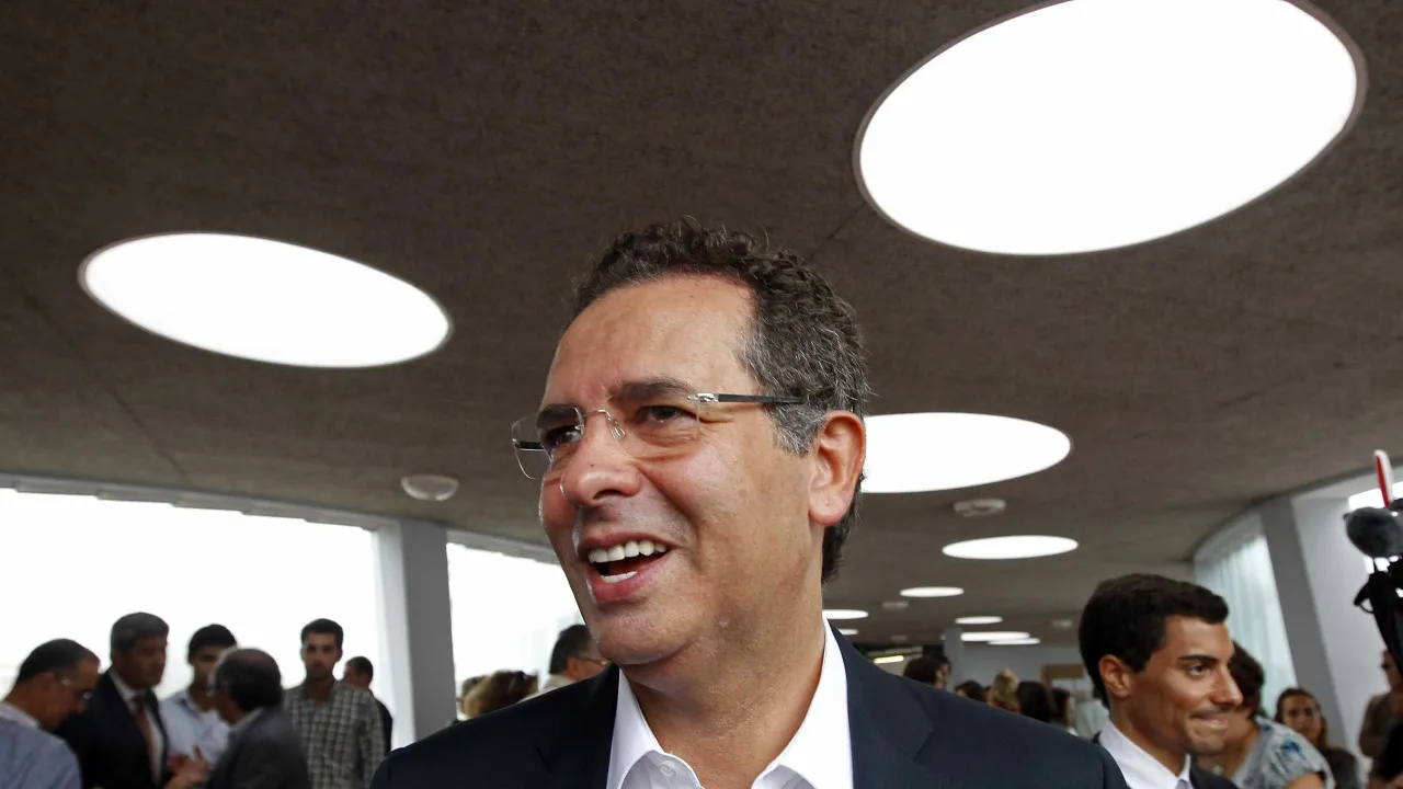 Insurance says that the rejection of the Budget "does not imply the dissolution of Parliament"