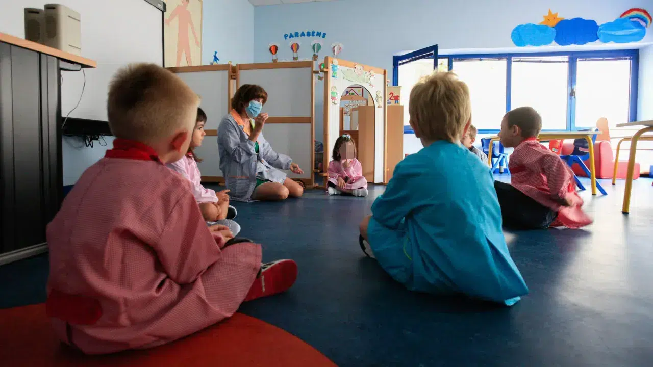 Less than half of the children up to three years old in daycare centers in 2023