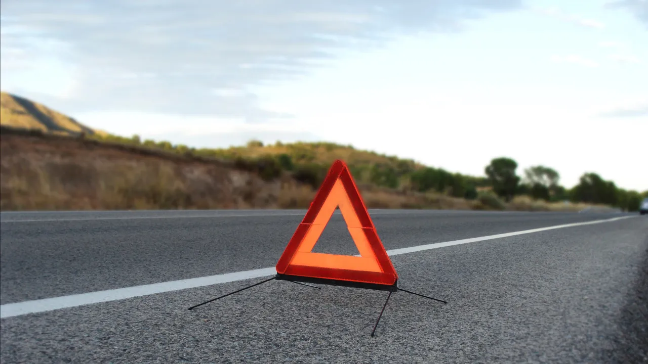 Man dies after car accident in Fajões, Oliveira de Azeméis