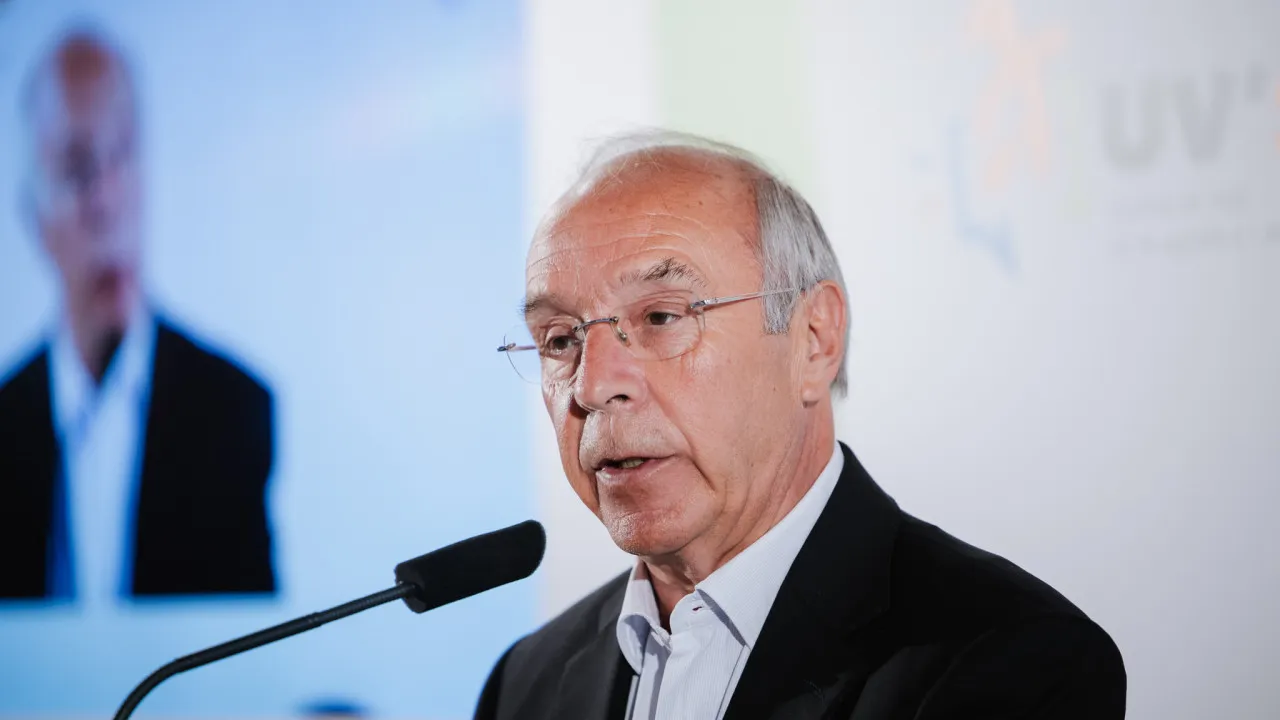Marques Mendes wants a law that allows postal voting in the Presidential Elections