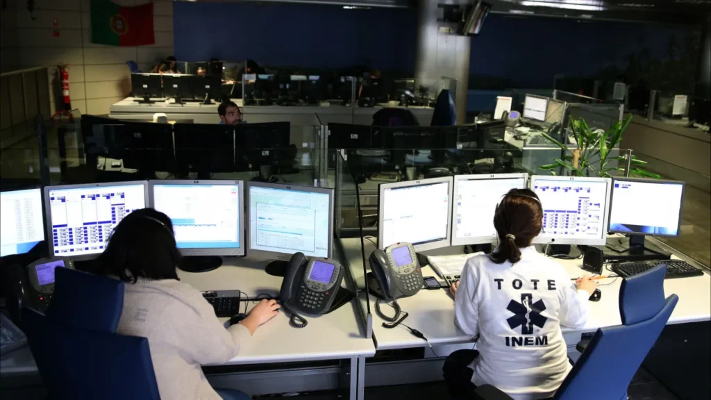 More than half of the calls to INEM abandoned on the day of the strike