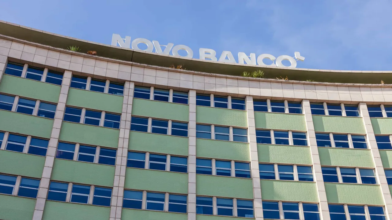 Novo Banco workers "optimistic" about sale to French group