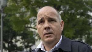 PCP says that the motion of censure served to clarify positions