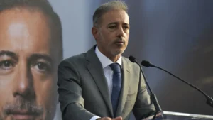 Pedro Duarte promises free transportation for residents in Porto.