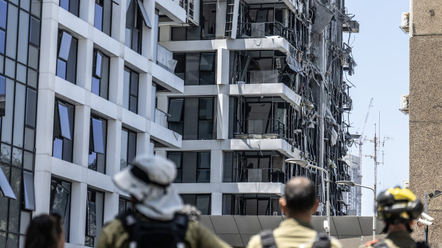 Portuguese residents in Israel and Iran