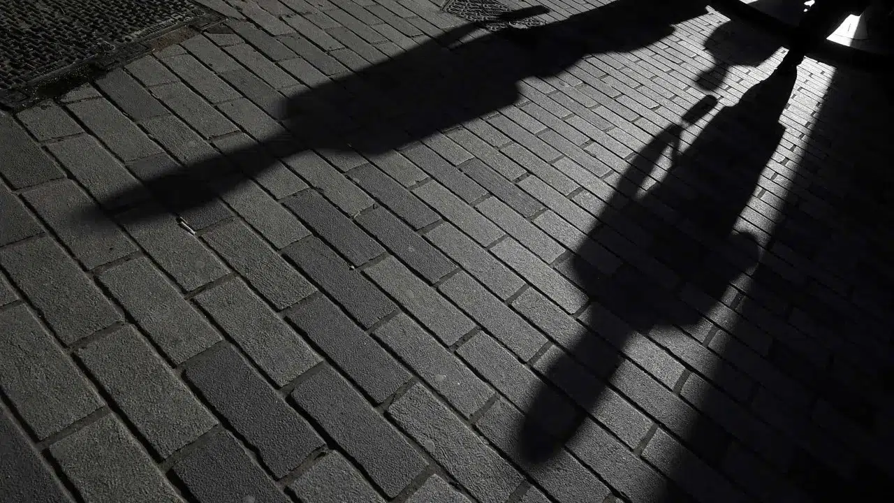 Preventive detention for a 28-year-old man who assaulted his 64-year-old mother in Beja.