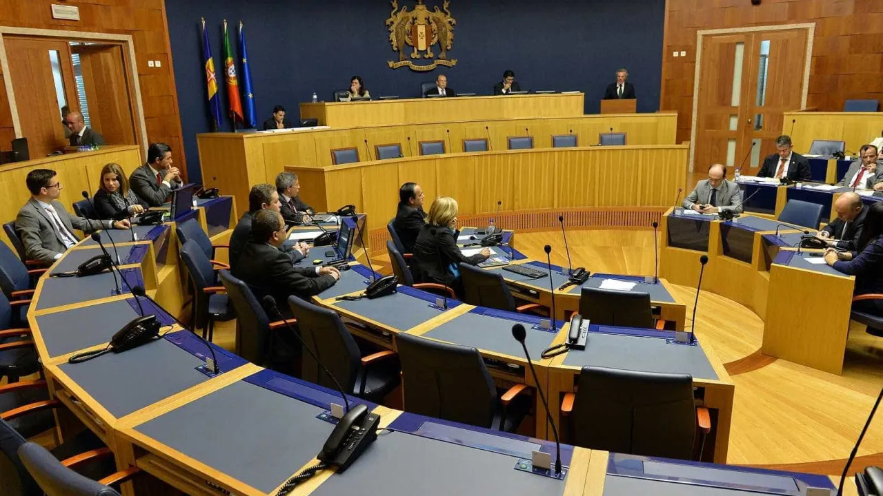 PS/Madeira will abstain from the vote on the general budget of the Regional Budget.