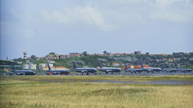Aviões reabastecedores na Base das Lajes? PS quer que Governo esclareça