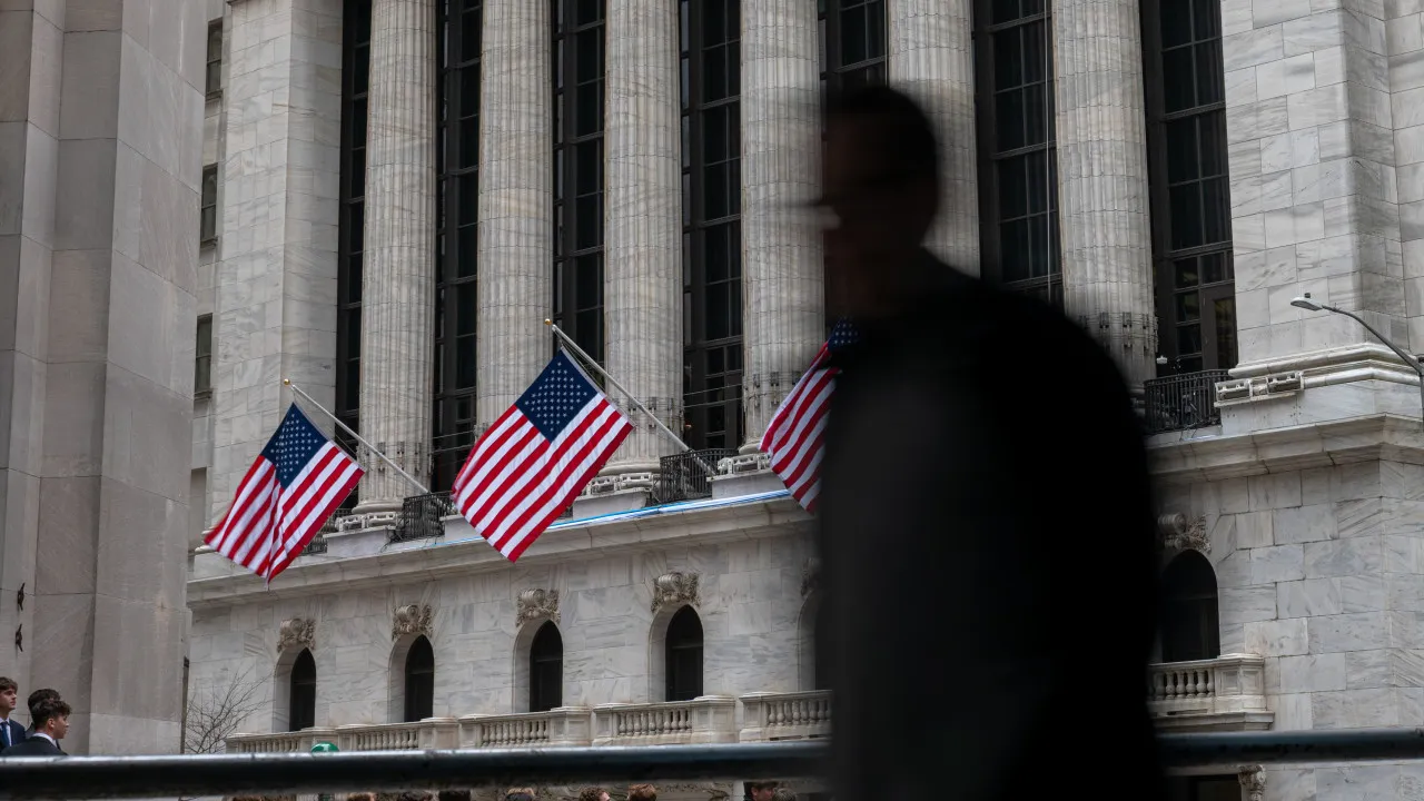 Wall Street ends higher (thanks to a ceasefire between Israel and Iran)