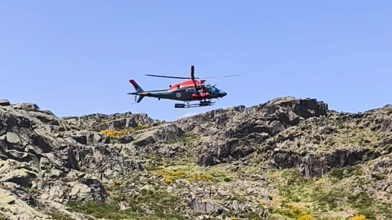 Woman rescued by the Air Force in "difficult" area in Serra da Estrela