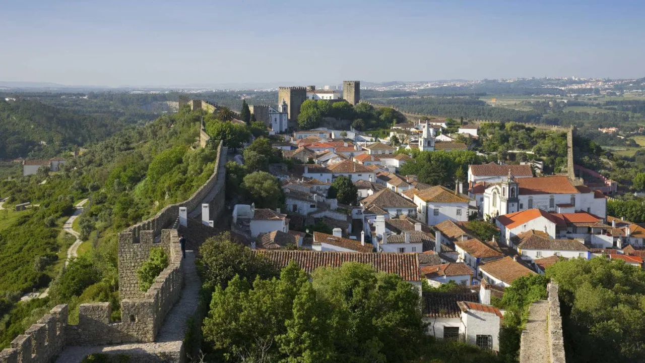 After layoffs, the Óbidos Chamber maintains "normal functioning"