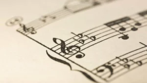 AR recommends mediation between sheet music editors and users
