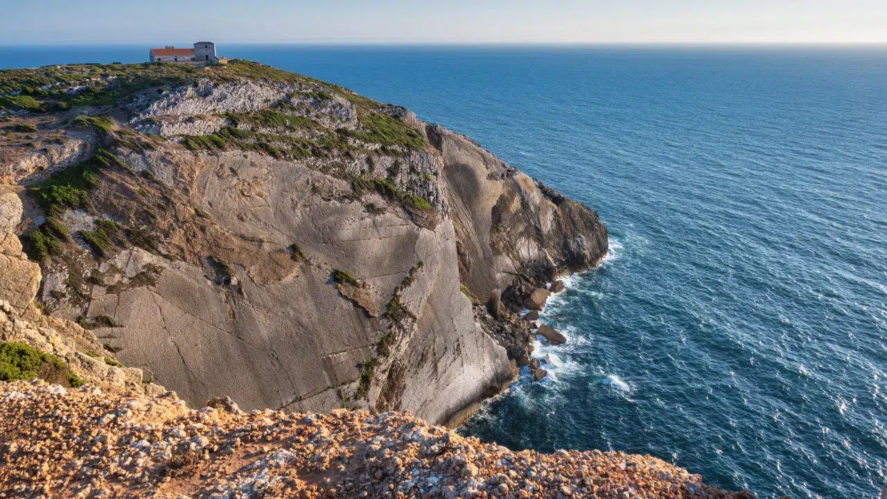 Diver dies off Cape Espichel. Causes still unknown