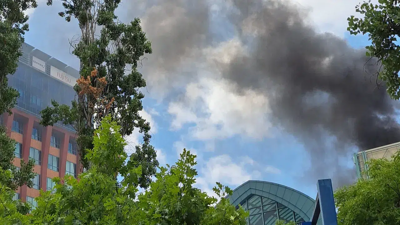 Fire breaks out at Colombo Shopping Center in Lisbon