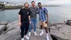 Hugo Sousa, Gilmário Vemba, and Murilo Couto held at the entrance to Mozambique
