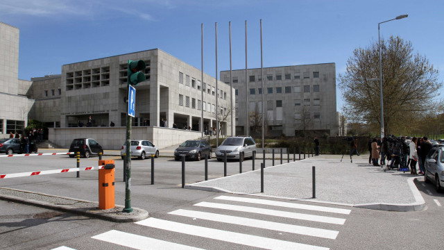 PJ conducts searches at the University of Porto over corruption suspicions