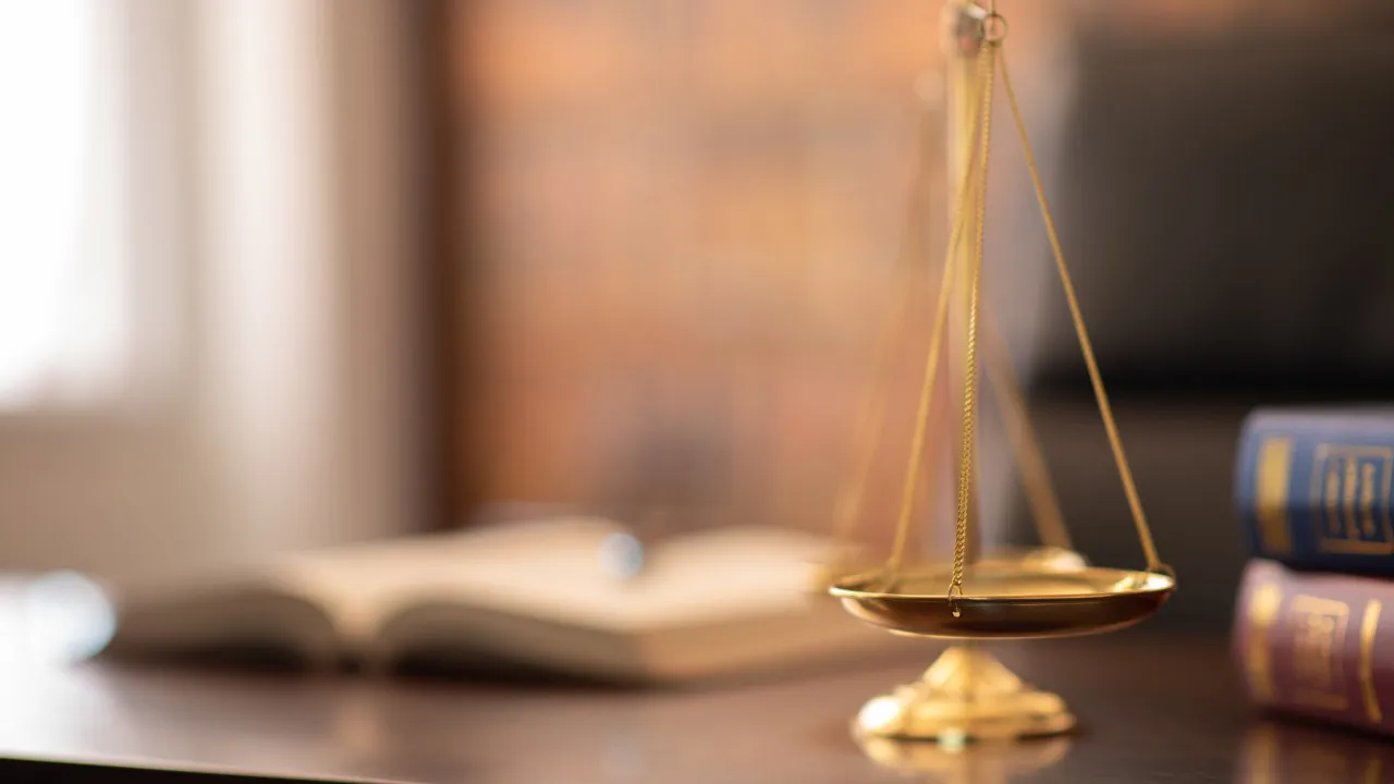 Preventive detention for 2 suspects of fraud in the purchase of computer systems