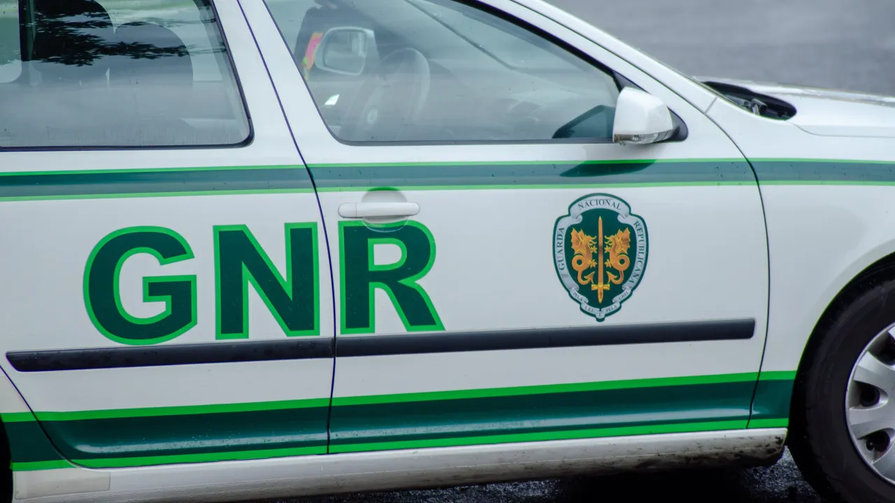 Suspect arrested for mugging elderly by snatching in the Porto district