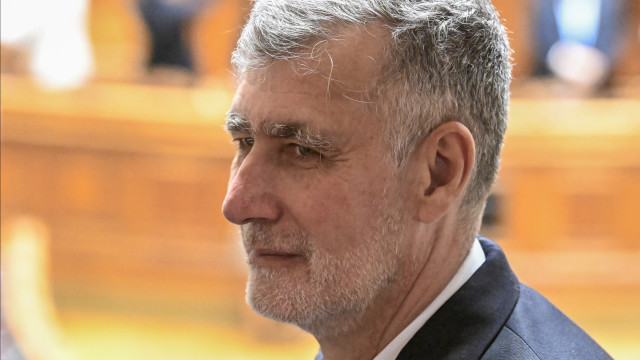 Novo governador do BdP terá de ter