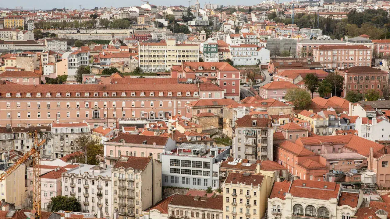 6% VAT only applies to old buildings with approved rehabilitation.