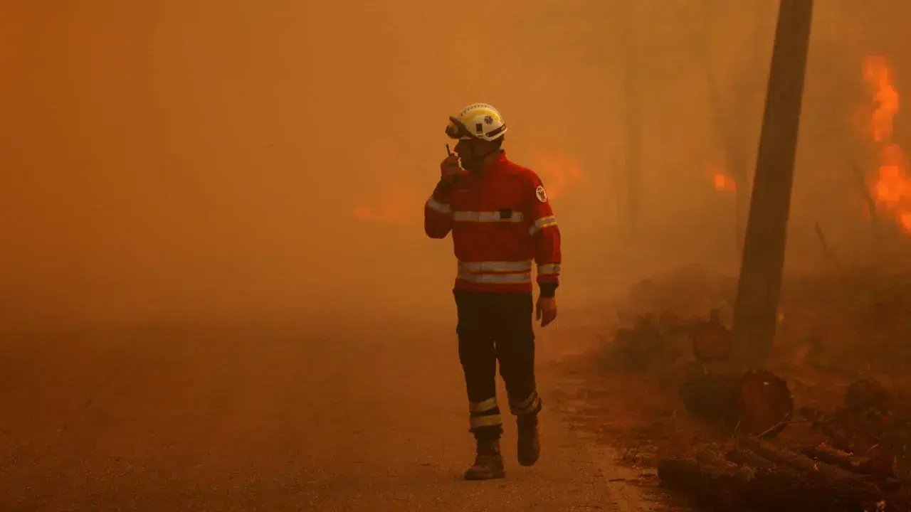A firefighter killed on duty and 148 injured since the beginning of the year