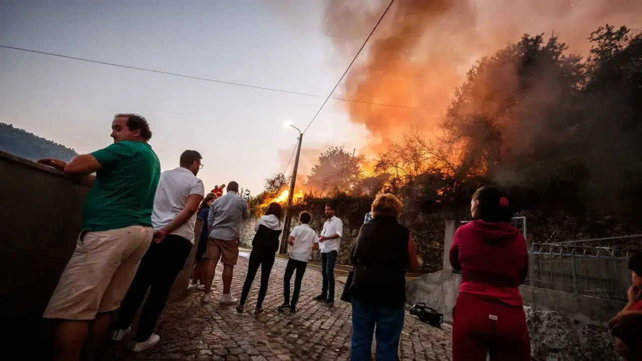 Active front in Arganil threatens Pampilhosa da Serra again