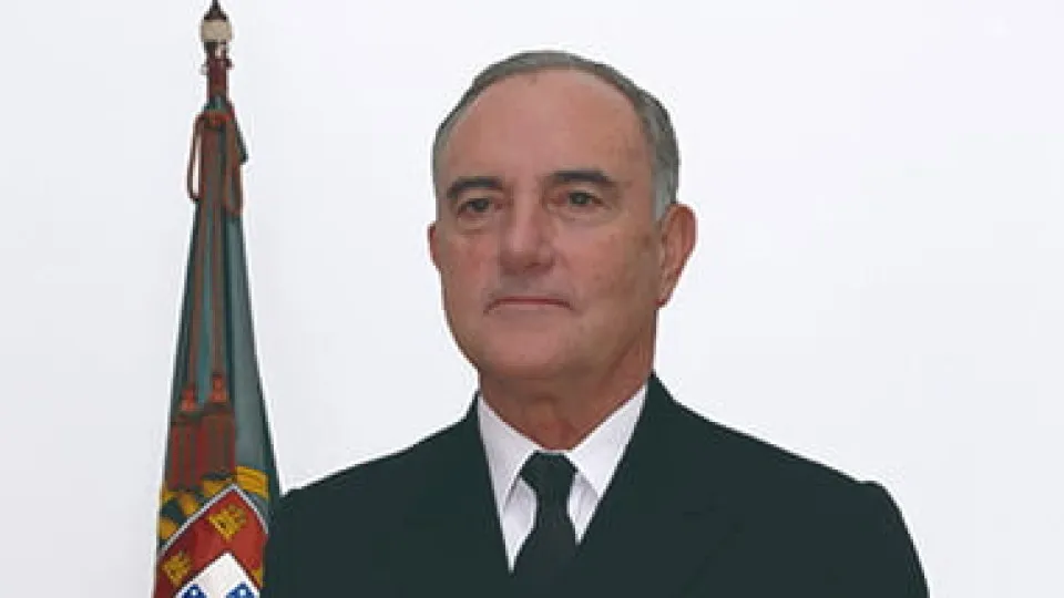 Admiral Saldanha Lopes, former Chief of Staff of the Navy, has died.