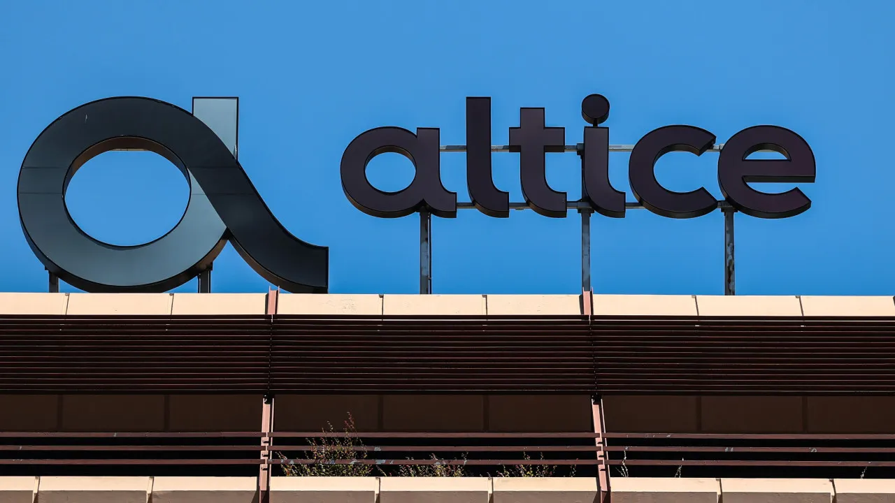 Altice cuts 1,000 jobs in Portugal to adapt to AI