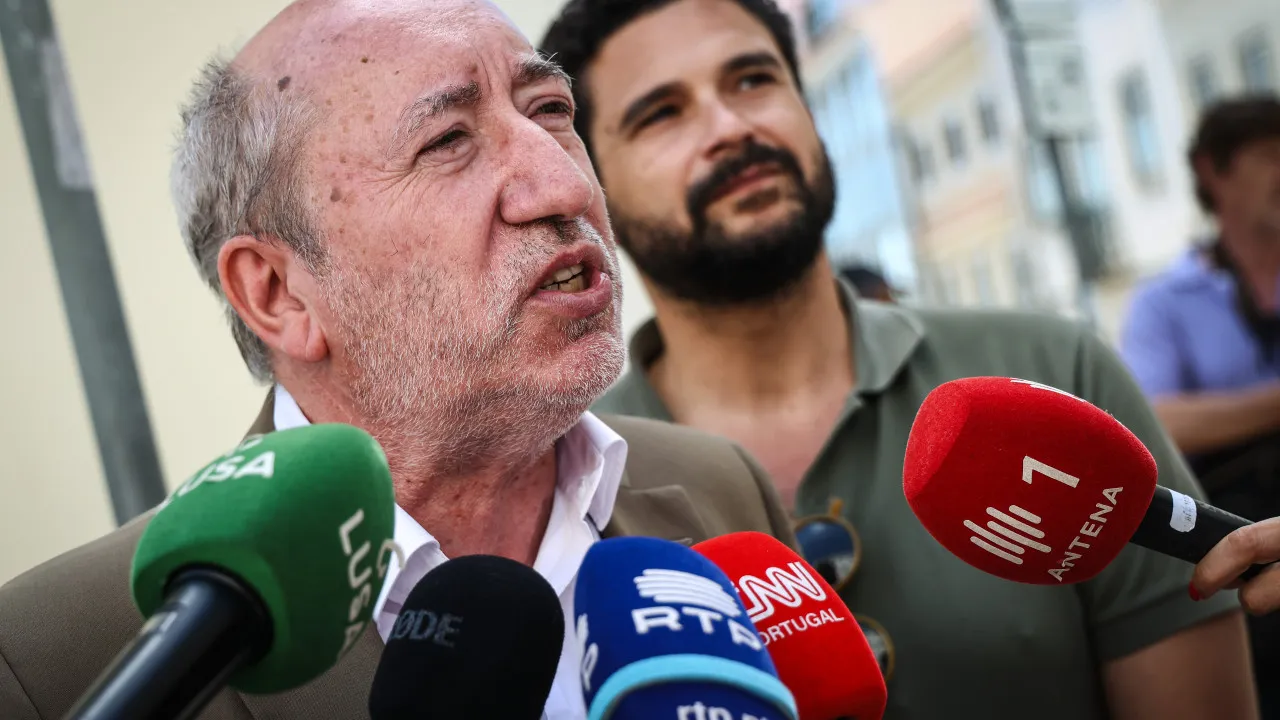 António Filipe criticizes the power for not recognizing the appreciation of work
