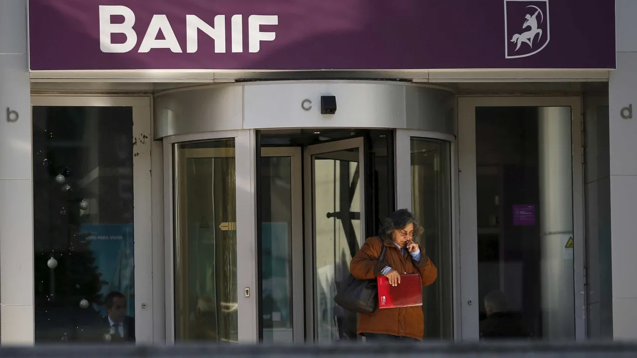 BANIF victims threaten legal action against the State for compensation