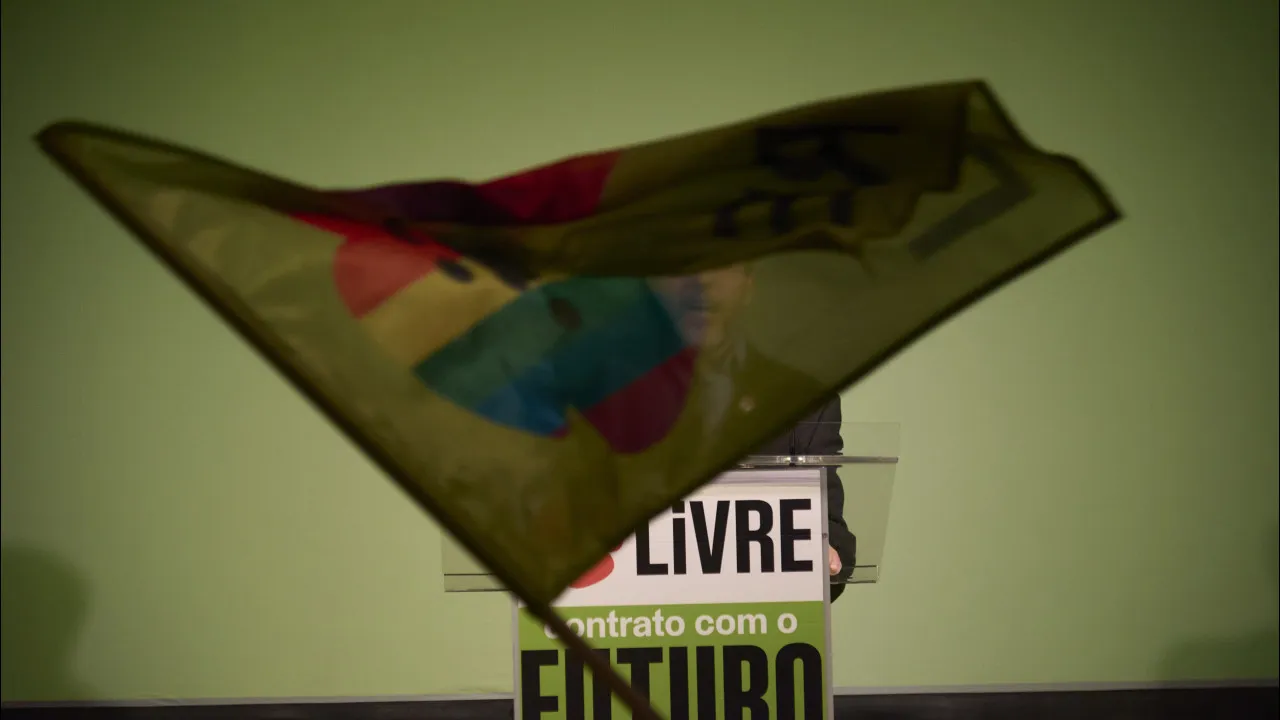 Book wants to turn vacant public buildings into housing in Matosinhos