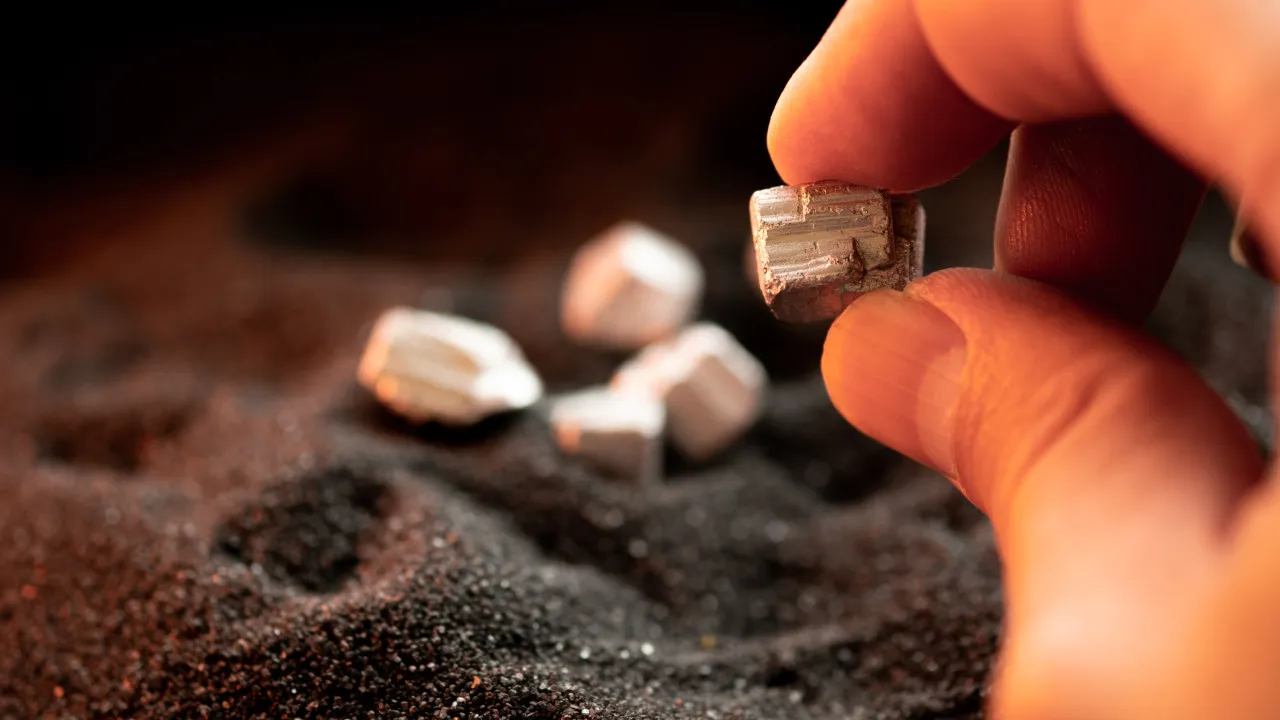 Chinese rare earth sales fall 23% between June and July