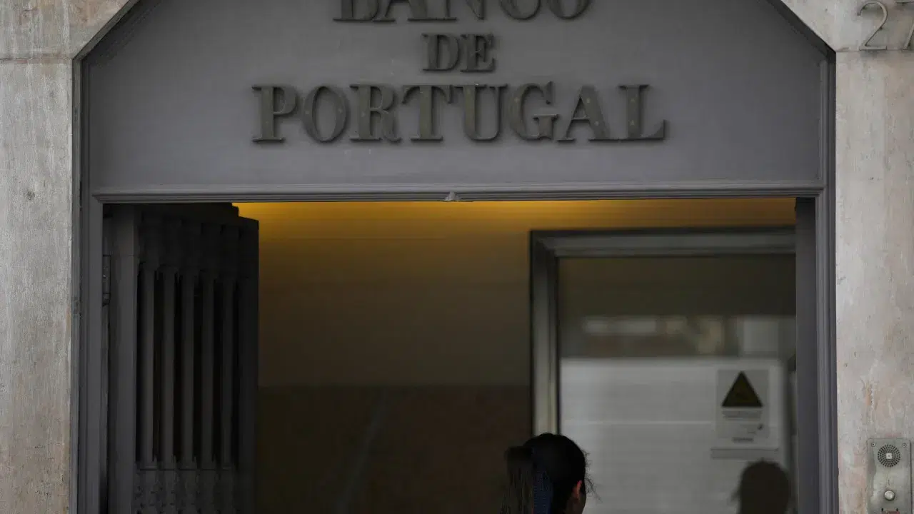 Debt issuance increases to 320.5 billion in July