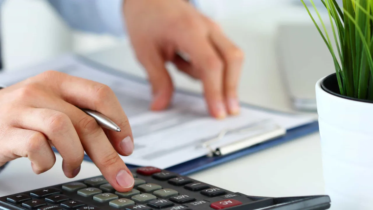 Do kilometer compensations to members pay corporate tax? Tax authority clarifies